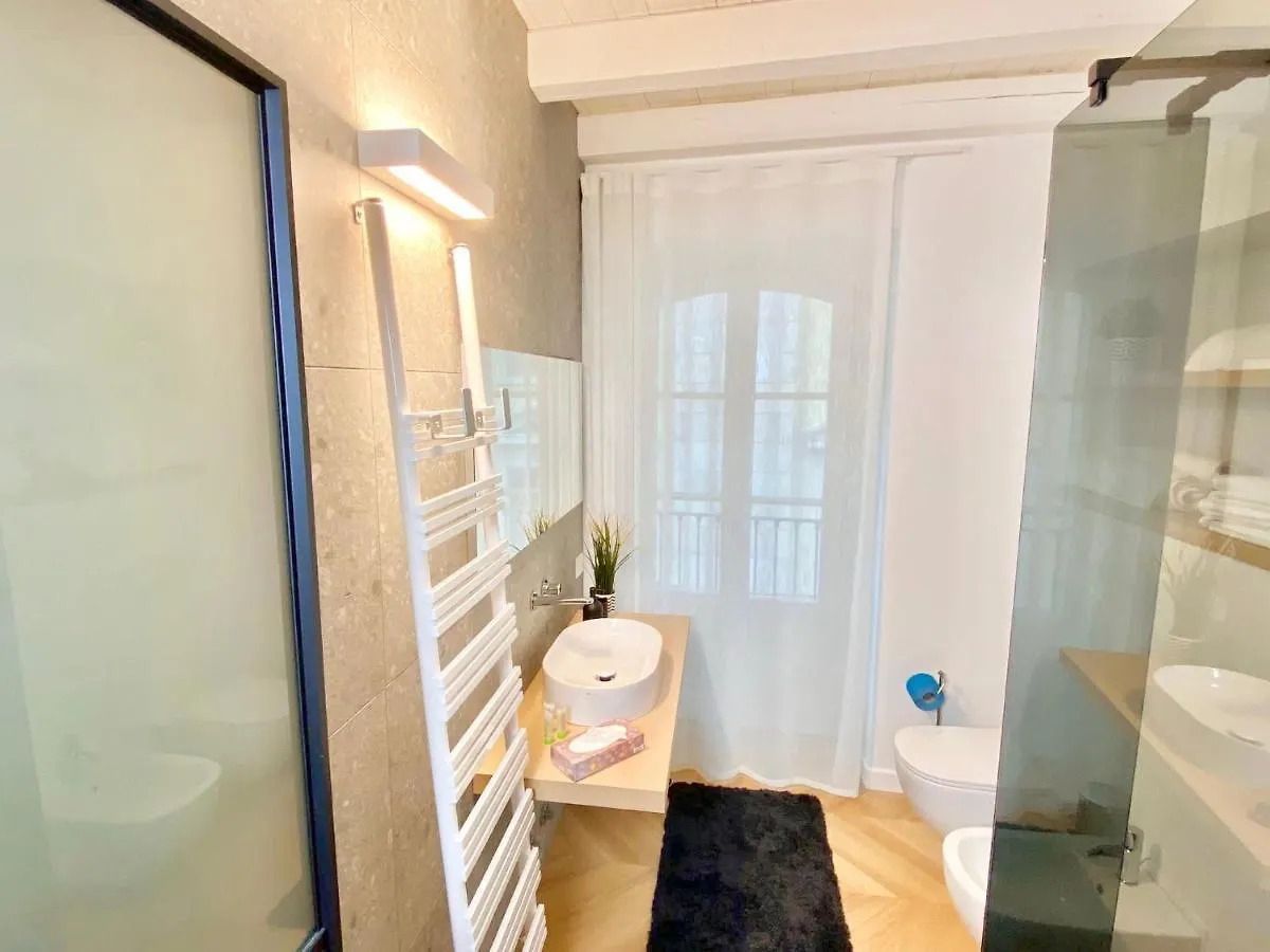Apartment 1Min Da Lago E Duomo Prestigioso Appartamento Como Italy